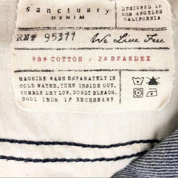 Sanctuary Dark Wash High Waisted Jean Shorts 32 - Picture 7 of 7